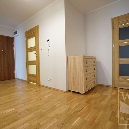 Big Apartment - Old Town - 3 Rooms - Private Parking Wrocław Eksteriør billede