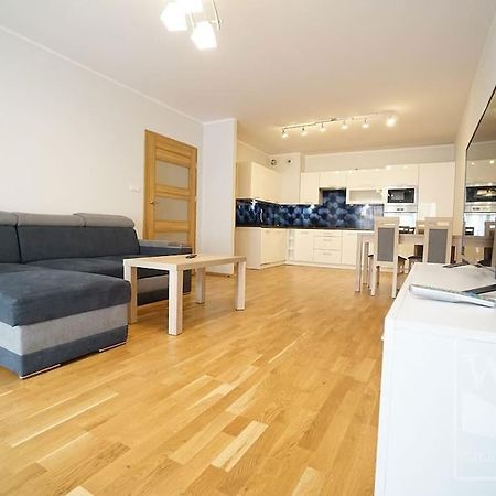 Big Apartment - Old Town - 3 Rooms - Private Parking Wrocław Eksteriør billede