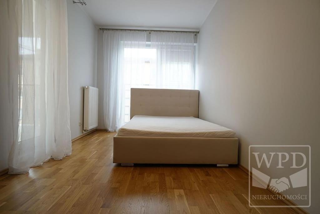 Big Apartment - Old Town - 3 Rooms - Private Parking Wrocław Eksteriør billede